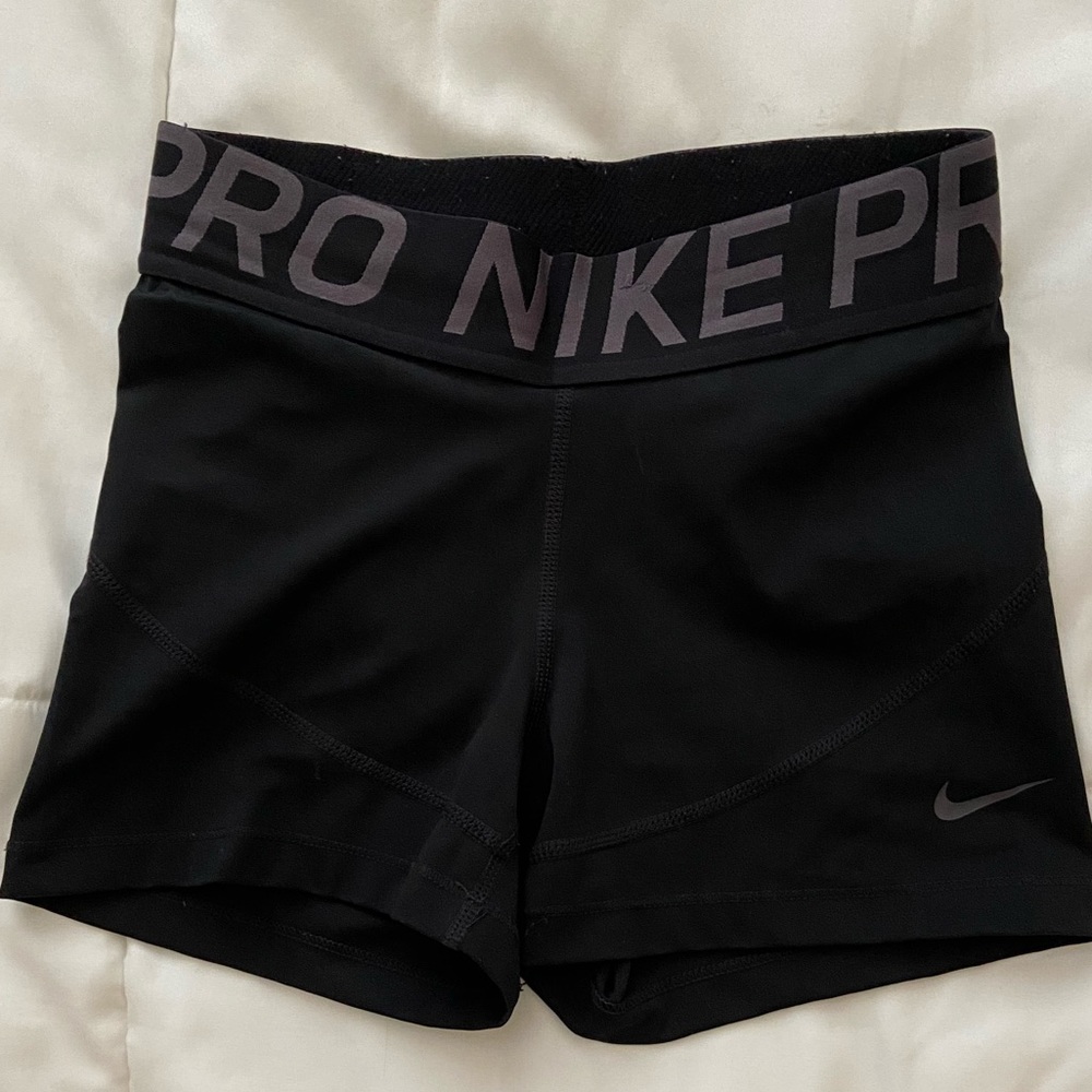 Nike workout short biker shorts